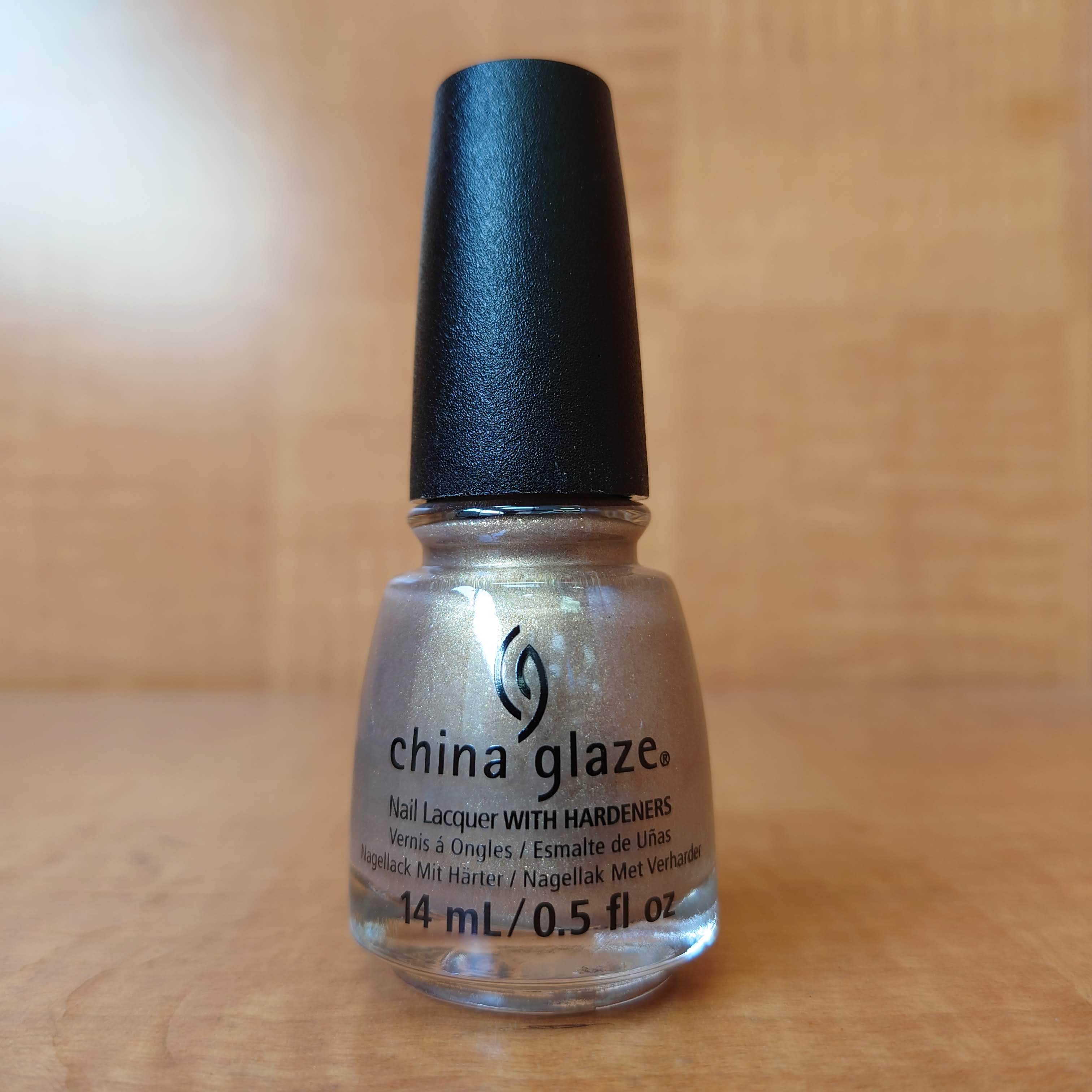China Glaze Professional Nail Lacquer - Screen Vixen Shade, 0.5 Ounce Bottle, Product Code #84914